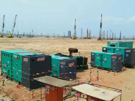 崇信柴油发电机组干式空气滤清器的维护成本高吗？