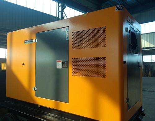 崇信汽油发电机组电瓶电解液的密度应该保持在什么范围？